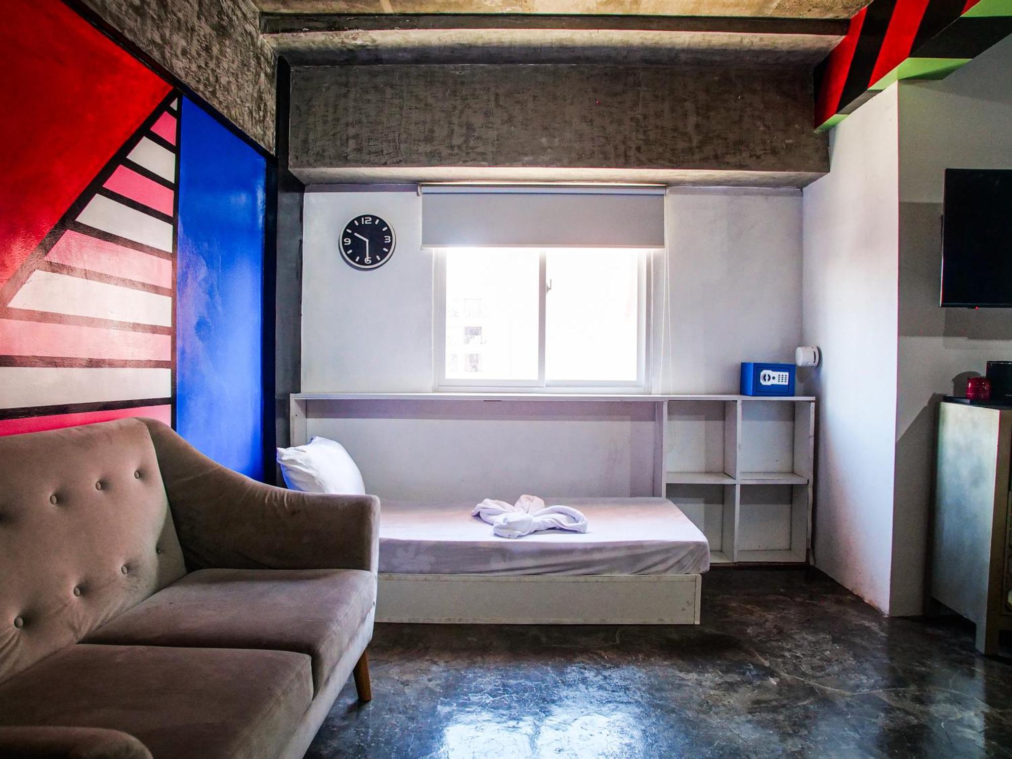 D522 Hostel At Kiener Hills - Near Cebu Airport Мактан Екстер'єр фото