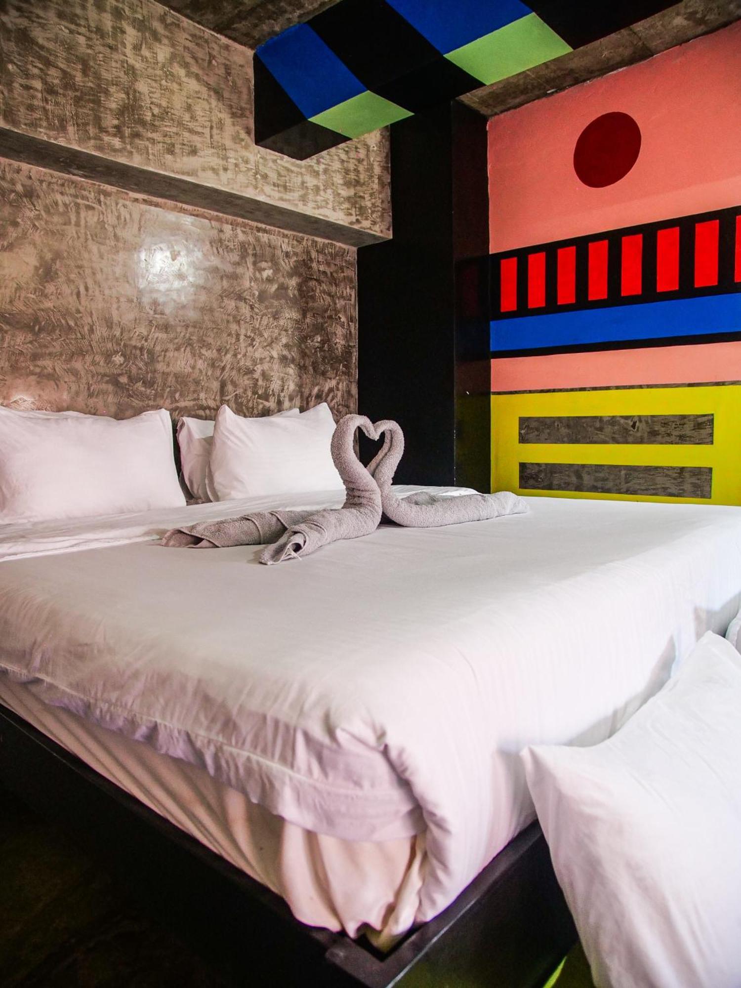 D522 Hostel At Kiener Hills - Near Cebu Airport Мактан Екстер'єр фото