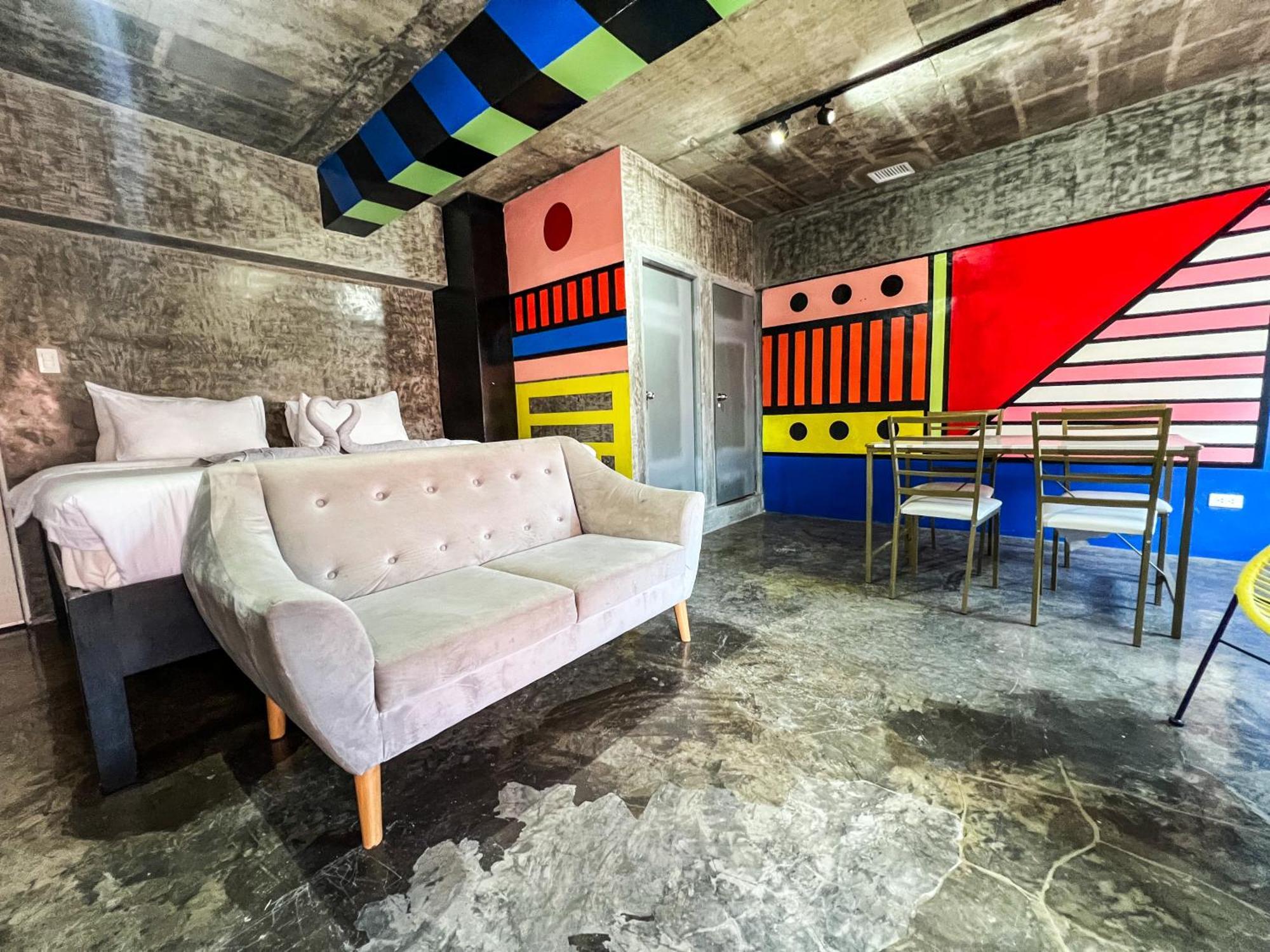 D522 Hostel At Kiener Hills - Near Cebu Airport Мактан Екстер'єр фото
